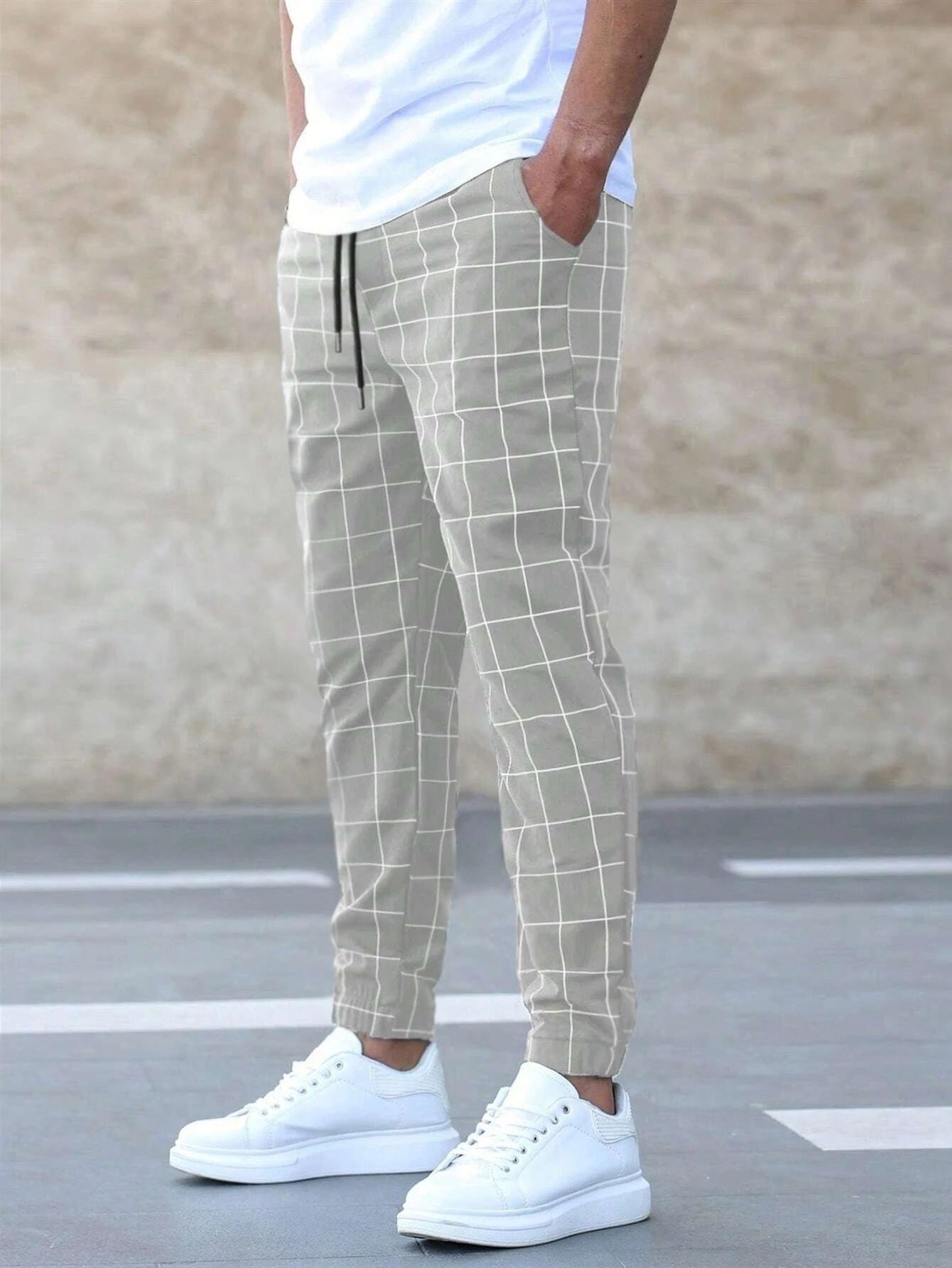 Colombo | Men reviewed jogger trousers